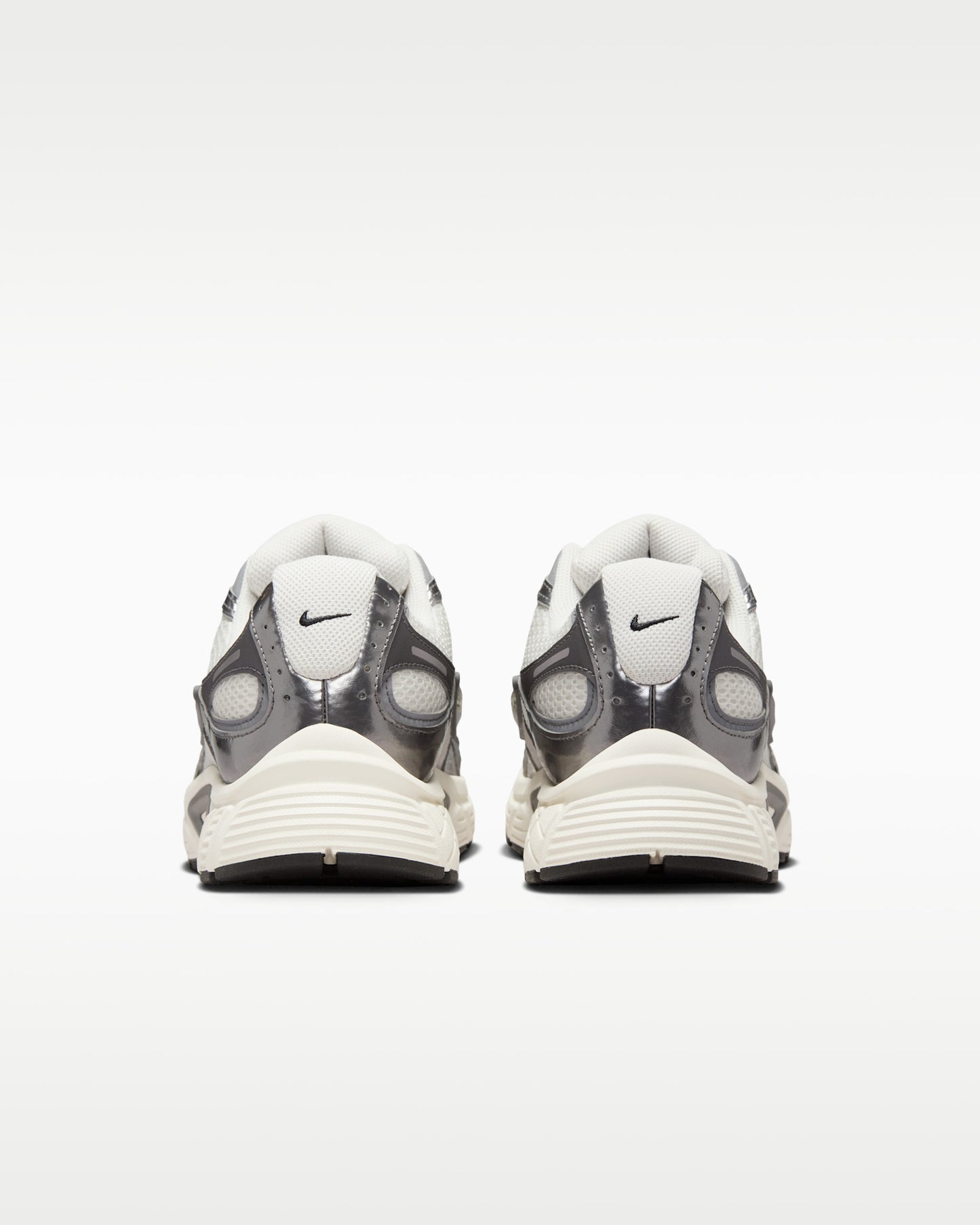 Nike V5 RNR Gris