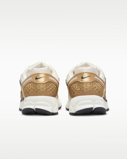 Nike Zoom Vomero 5 "Metallic Gold"