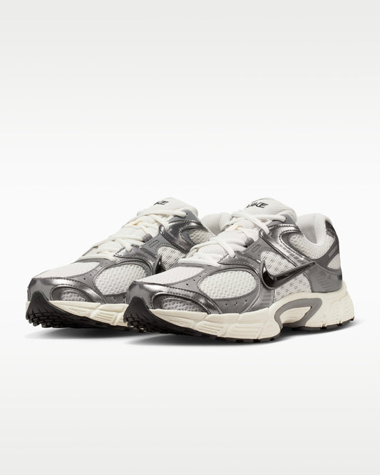 Nike V5 RNR Gris