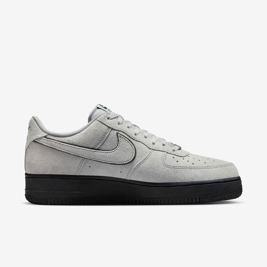 Nike Air Force 1 '07 LV8 "Light Smoke Grey / Black"